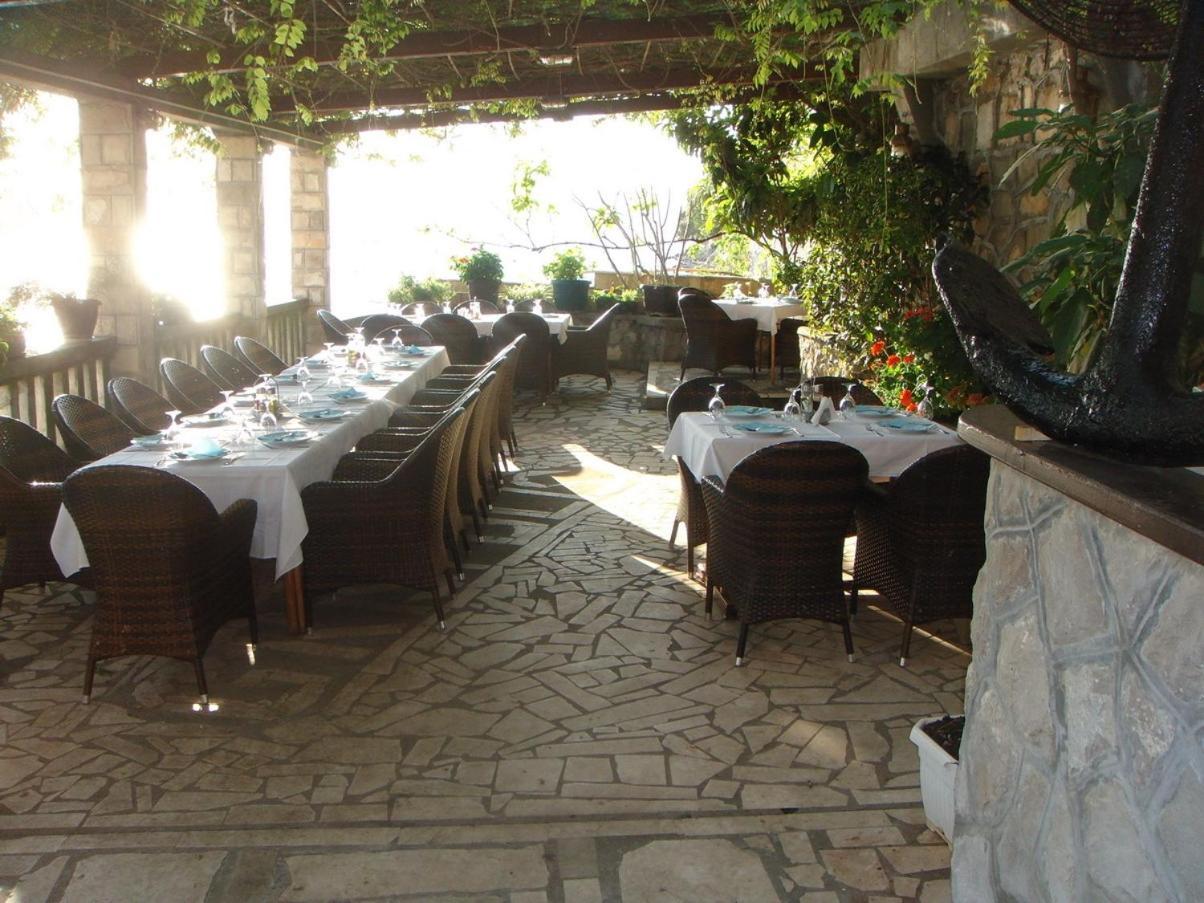 Apartments Grispolis Tivat Exterior foto